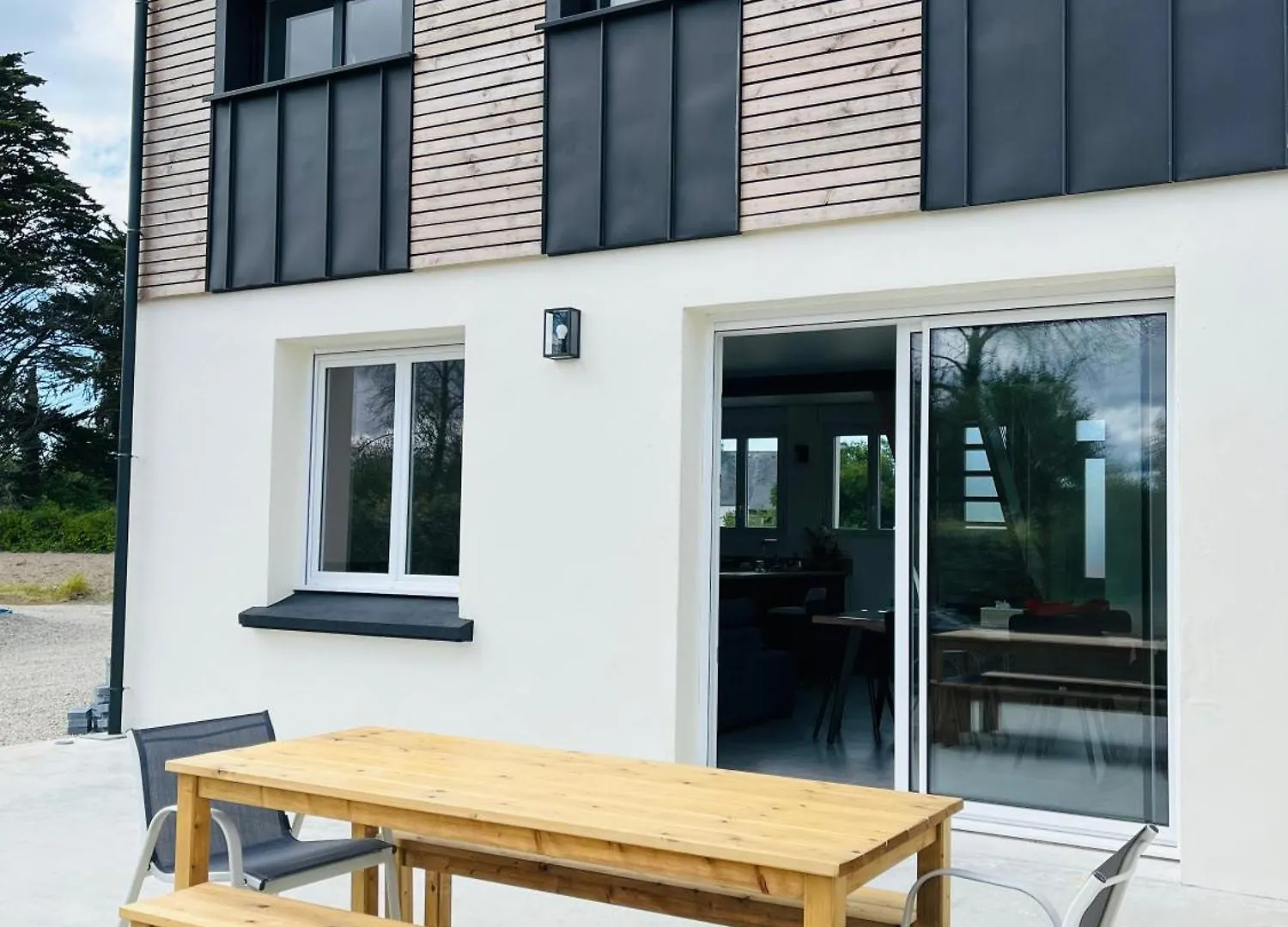 Holiday home Gite Kernico Plounevez-Lochrist